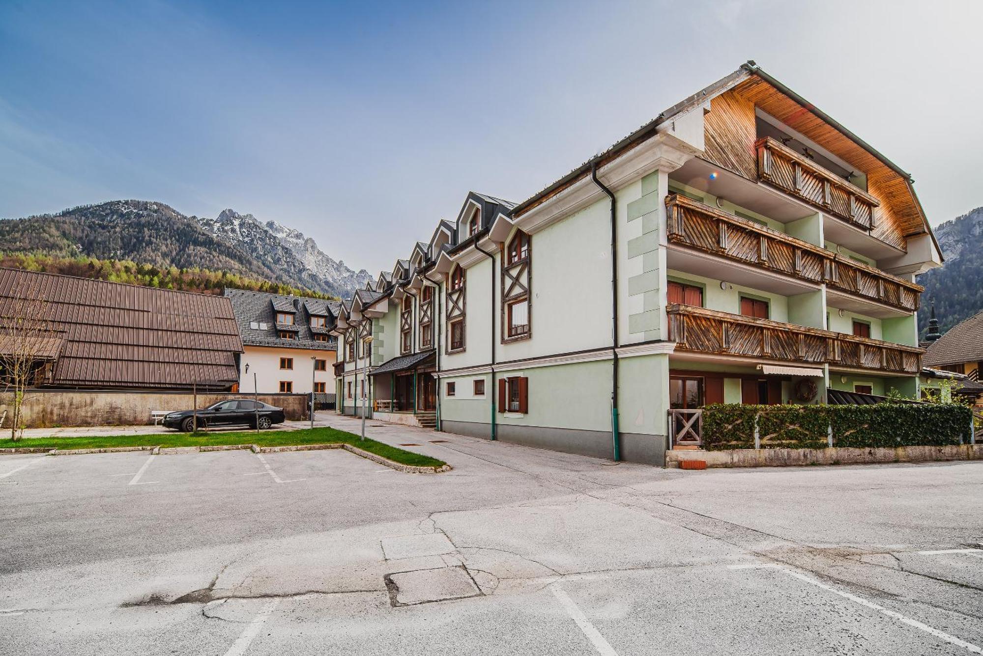 Apartments Slavec With Free Onsite Parking Kranjska Gora Luaran gambar